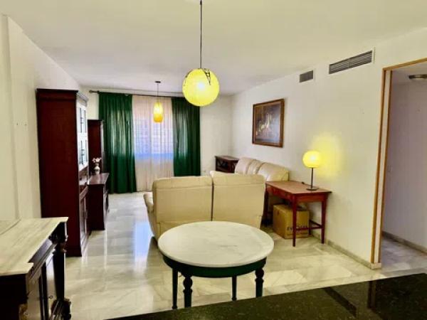 Venta de piso en Calle Crótalos, 1, Málaga
thumbnail 1
