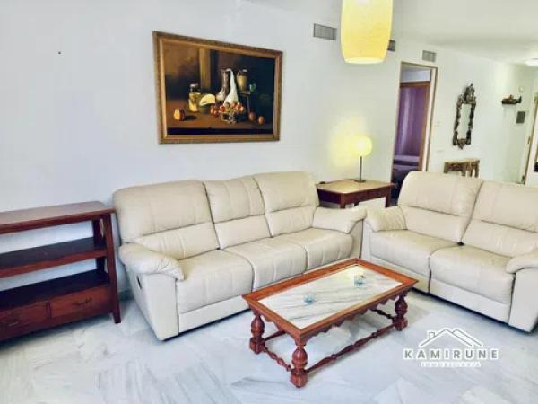 Venta de piso en Calle Castañetero, Málaga
photo 1