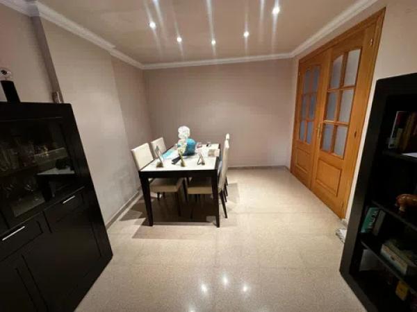 Chalet adosado en calle Flor de Loto thumbnail 2