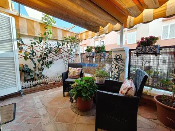 Chalet adosado en calle Juan de Anchieta thumbnail 2