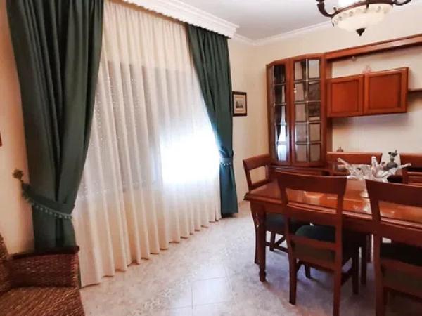 Chalet adosado thumbnail 2