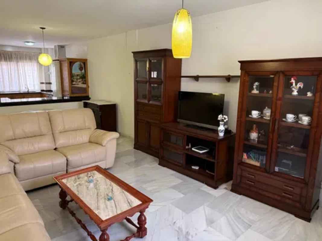 Venta de piso en Calle Castañetero, 34, Málaga
 photo 3