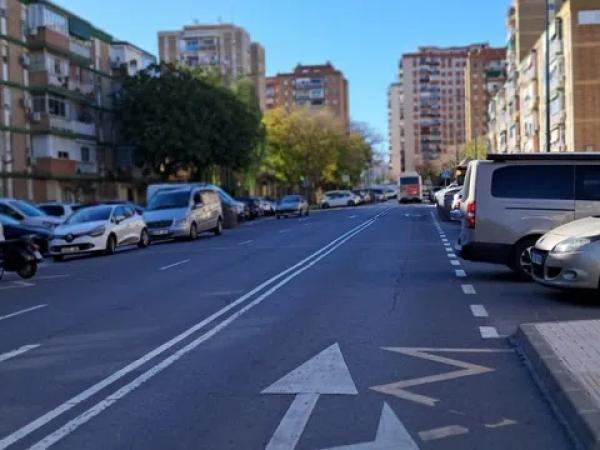 Venta de piso en Barrio Puerta Blanca - Almudena, Málaga
thumbnail 2