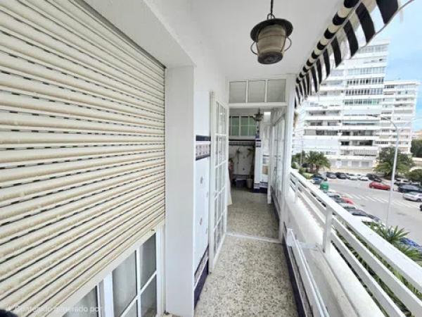 Venta de piso en Calle Victoria Mérida y Piret, 6, Málaga
thumbnail 2