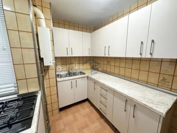 Продажа квартиры на Calle Puerto Oncala, Малага
thumbnail 2