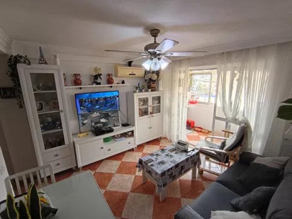 Продажа квартиры на Calle Cortés el Viejo, Малага
thumbnail 2