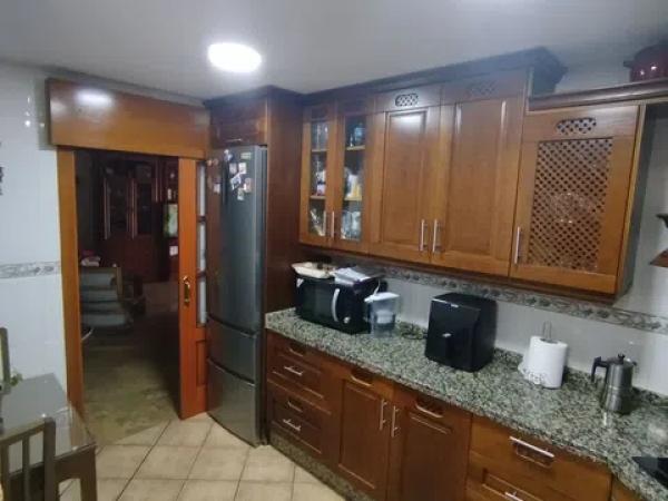 Venta de piso en Calle Dolores Ibárruri, 45, Málaga
thumbnail 1