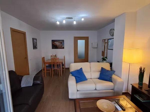 Venta de piso en Barrio Los Guindos - Parque Mediterráneo - Santa Paula, Málaga
thumbnail 1