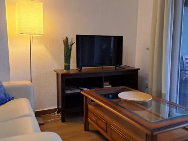 Venta de piso en Barrio Los Guindos - Parque Mediterráneo - Santa Paula, Málaga
thumbnail 2