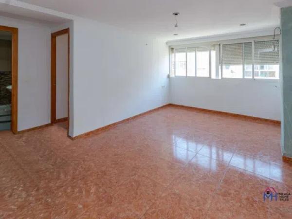 Продажа квартиры на Calle Calerito, Малага
photo 1