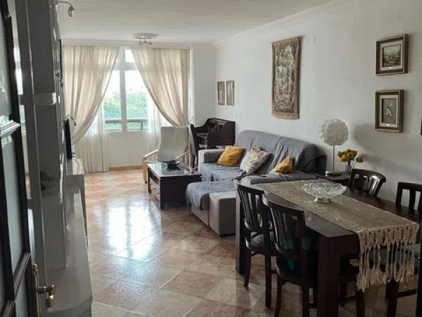 Venta de piso en Calle Guillermo Carrera Rubio, 12, Málaga
 photo 4