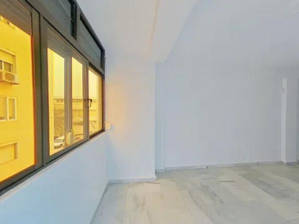 Venta de piso en Barrio Pacífico, Málaga
photo 1