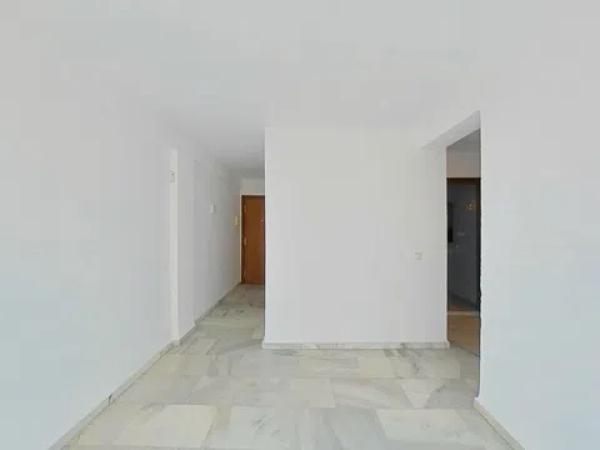 Venta de piso en Barrio Pacífico, Málaga
 photo 4