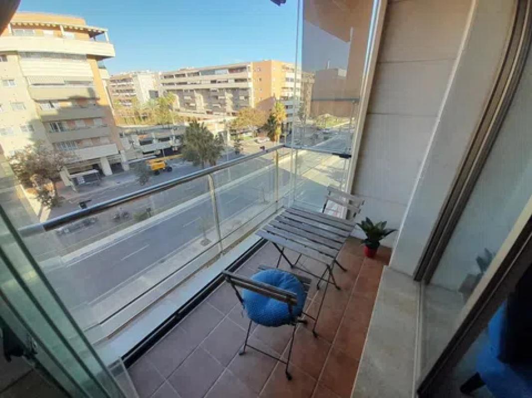 Venta de piso en Calle Pacífico, Málaga
photo 3