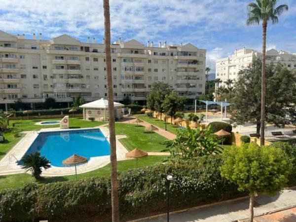 Venta de piso en Calle de Francisco de Cossío, Málaga
thumbnail 1
