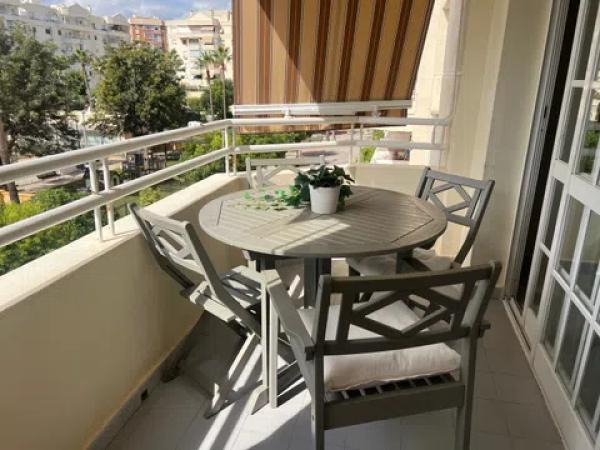 Venta de piso en Calle de Francisco de Cossío, Málaga
thumbnail 2
