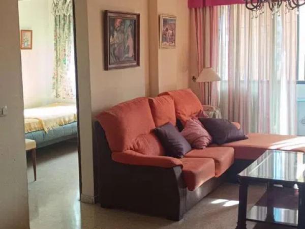 Sale of flat in Barrio Vistafranca, Málaga
 photo 1