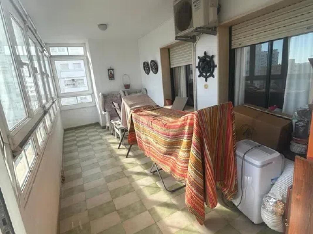 Venta de piso en CL GUILLERMO CARRERA RUBIO, Málaga
photo 1