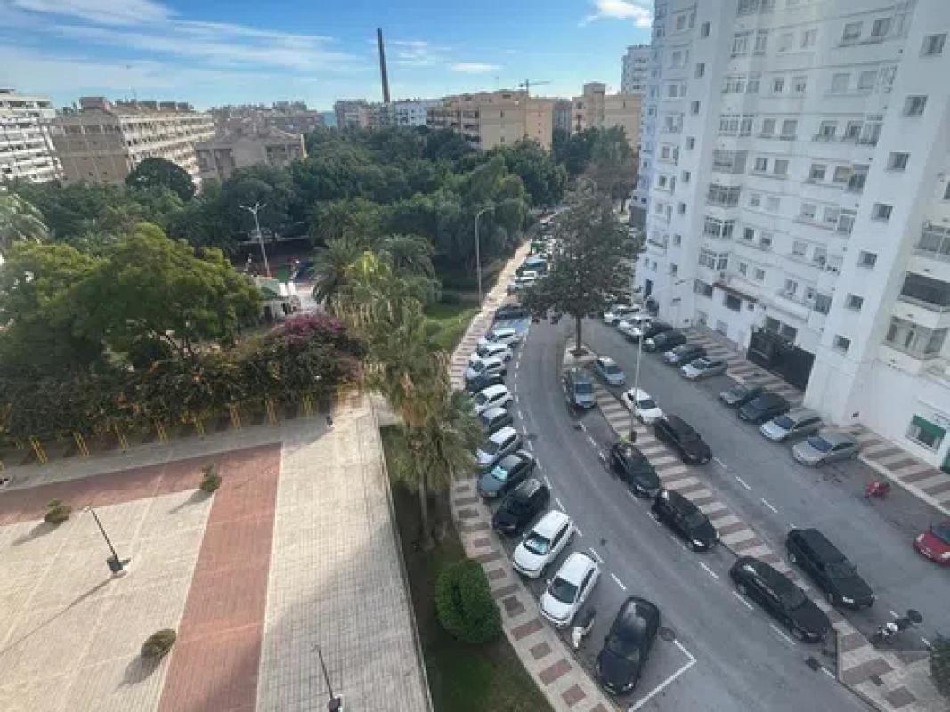 Venta de piso en CL GUILLERMO CARRERA RUBIO, Málaga
photo 5