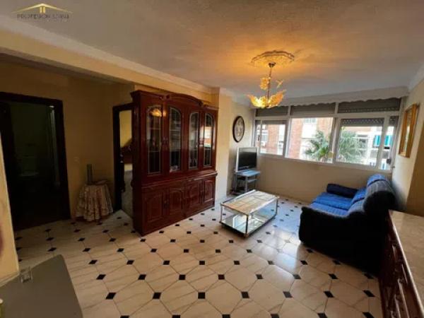 Sale of flat in Calle Campitos, Málaga
 photo 4