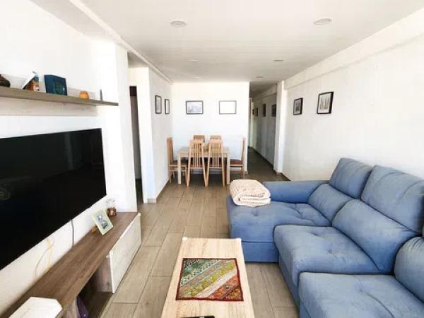 Venta de piso en Barrio Vistafranca, Málaga
photo 1