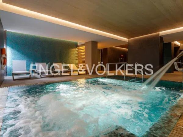 Venta de piso en Barrio Pacífico, Málaga
thumbnail 1