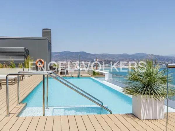 Venta de piso en Barrio Pacífico, Málaga
thumbnail 2