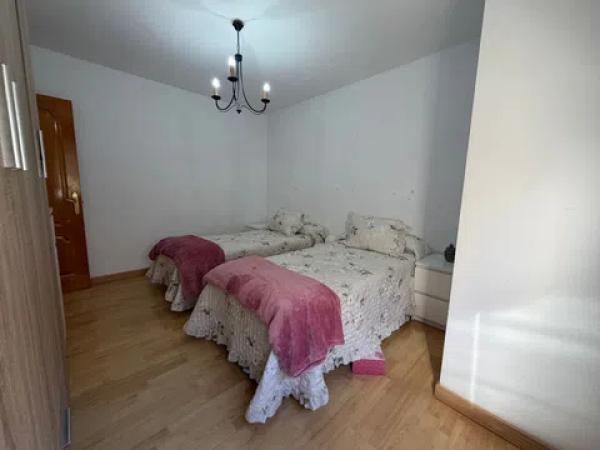 Venta de piso en Calle Héroe de Sostoa, 200, Málaga
thumbnail 1