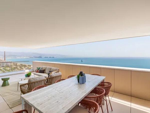 Venta de piso en Calle Pacífico, 92, Málaga
thumbnail 2