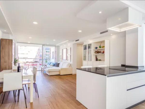 Venta de piso en Plaza Mozart, 3 , 5-H, Málaga
thumbnail 1