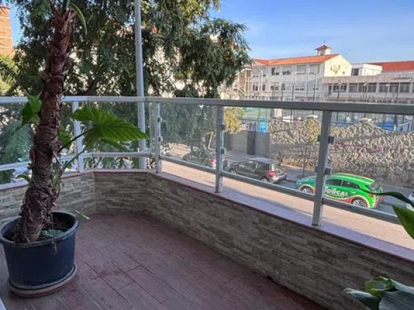 Venta de piso en Calle Cañada del Tesoro, Málaga
photo 1