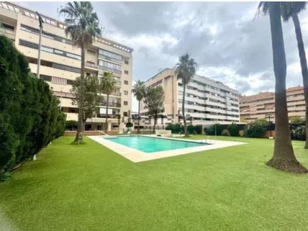 Venta de piso en Barrio Finca el Pato - Torre del Río, Málaga
photo 1