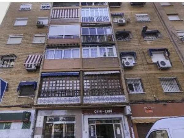 Venta de piso en Calle Salzillo, 1, Málaga
 photo