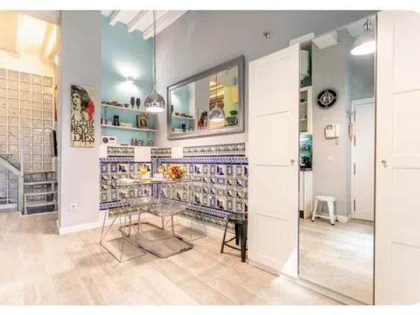 Venta de piso en Calle Molinillo del Aceite, 4, Málaga
thumbnail 1