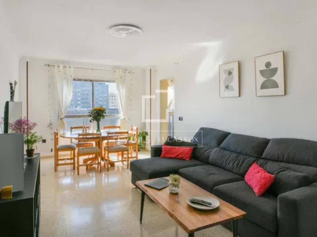 Sale of apartment in Calle Mendívil, Málaga
 photo 2