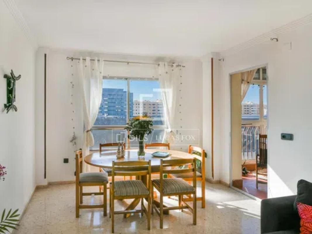 Sale of apartment in Calle Mendívil, Málaga
 photo 4