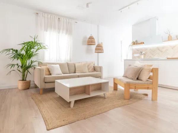 Venta de piso en Calle Estébanez Calderón, 19, Málaga
thumbnail 1