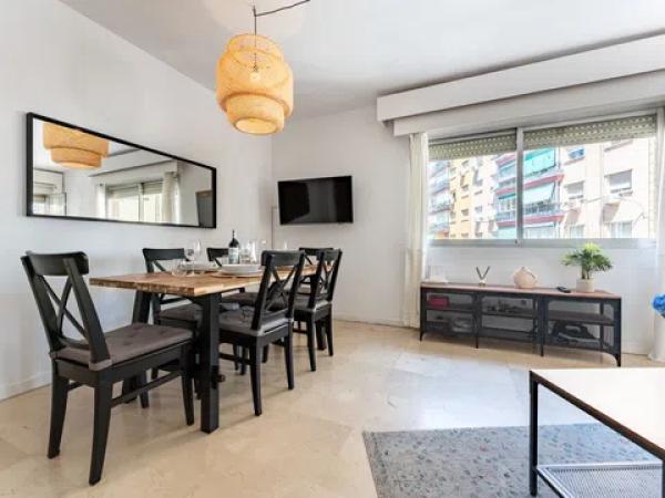 Sale of flat in Calle Peso de la Harina, 28, Málaga
 photo 2