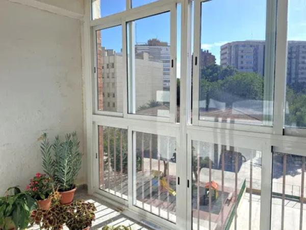 Продажа квартиры на Barrio Perchel norte, Малага
thumbnail 2