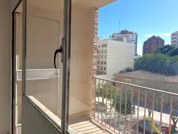 Продажа квартиры на Barrio Perchel norte, Малага
thumbnail 2