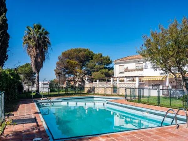 Chalet adosado photo 1