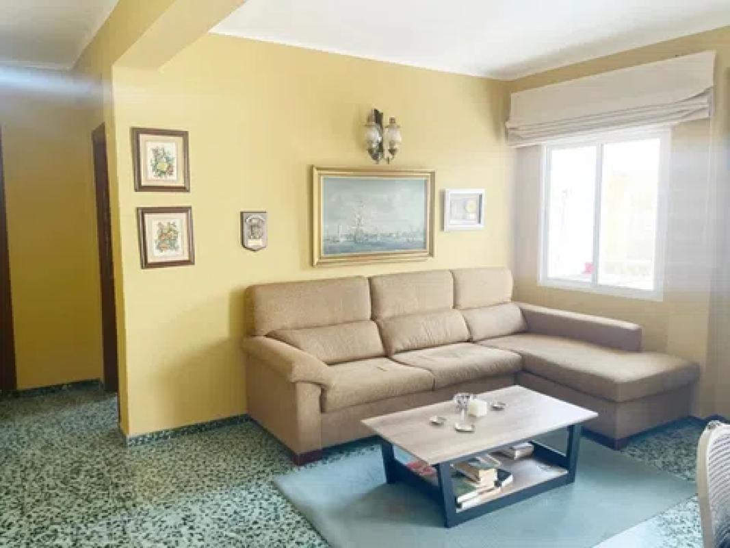 Sale of apartment in Barrio La Trinidad, Málaga
 photo 5
