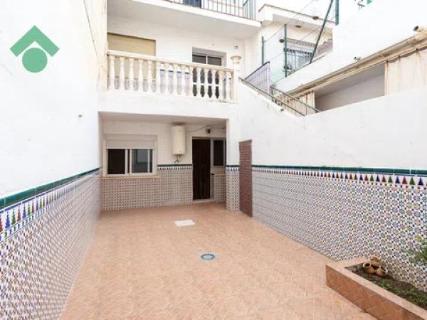 Продажа квартиры на Plaza de San Francisco s/n, Малага
photo 1