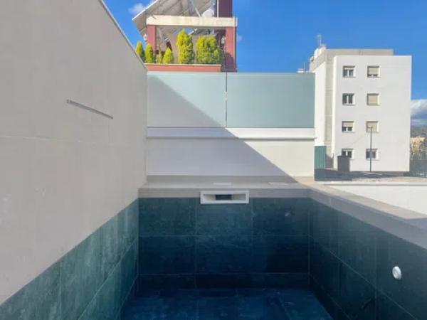 Chalet wolnostojący na sprzedaż w Barrio Cristo de la Epidemia, Málaga photo 1