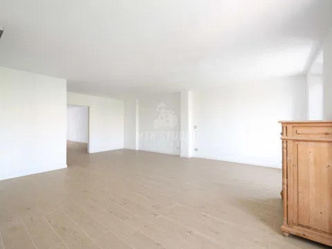 Продажа квартиры на Plaza de la Merced, 4, Малага
photo 3