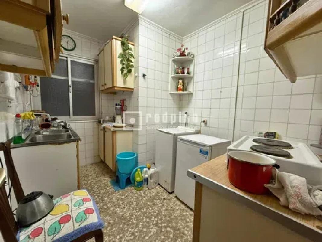 Sale of apartment in Barrio Cristo de la Epidemia, Málaga
photo 3