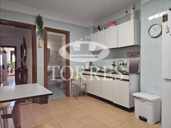 Продажа квартиры на Pasaje Noblejas, Малага
 photo 2