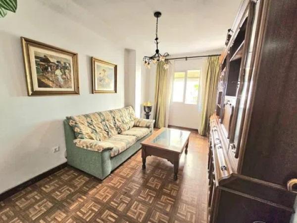 Продажа квартиры на Calle Rodríguez Cansino, 2, Малага
 photo 2