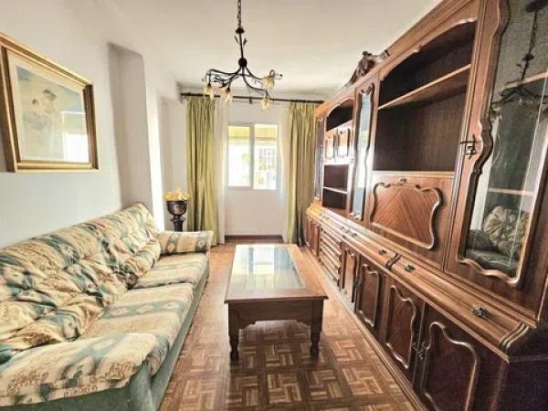 Продажа квартиры на Calle Rodríguez Cansino, 2, Малага
 photo 3