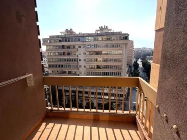 Продажа квартиры на Avenida de Andalucía, Малага
 photo 2